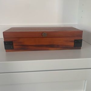Brand new Woodburry brand 5-piece Watch case
